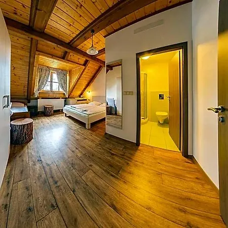 Hotel Pension&restaurant U Koňské Dráhy Holkov *