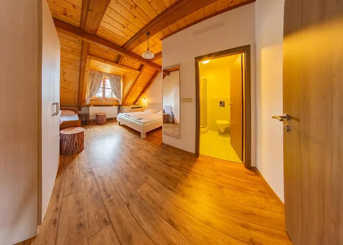Hotel Pension&restaurant U Koňské Dráhy Holkov *